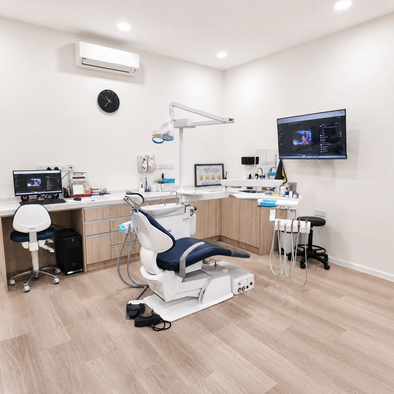 Dental treatment room at Tooth Buddy Dental Clinic Bandar Sungai Long